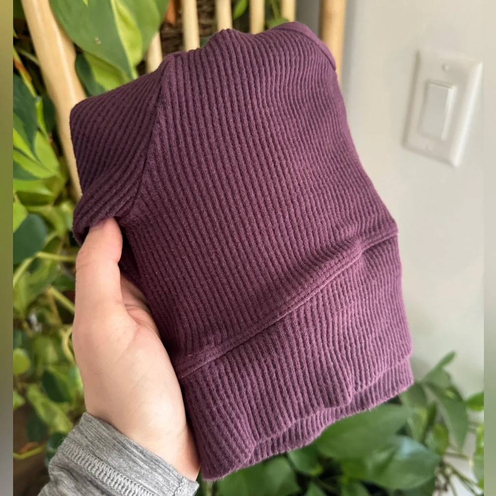 Free People Movement Hop to it long sleeve Crop Top XS/S Purple brushed maroon